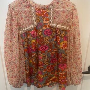 Floral Women's Top with Lace Detail